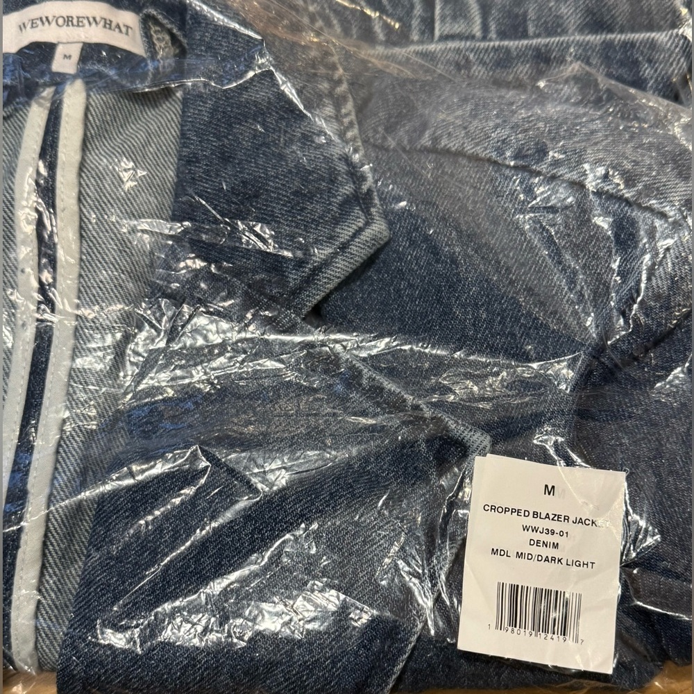 Revolve WeWoreWhat Cropped Denim Blazer in Dark Blue NWT - Picture 7 of 7